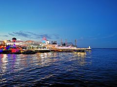 -北戴河碧螺塔海上酒吧公园