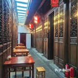 【黄山美食攻略】臭鳜鱼和蒜叶炒腊肉，呈坎村的味蕾盛宴！🍽🌿 