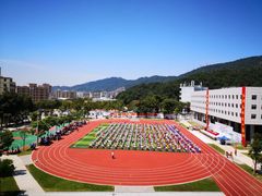 -深圳市宝安区黄麻布学校