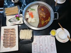 -吴记老锅底麻辣火锅(福州路店)