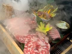 -铭牛烧肉·和牛海鲜自助(高新月牙湖店)