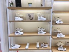 -云柏鞋业(十里堡店)