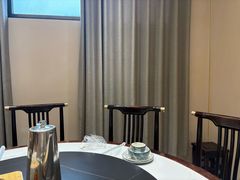 -梅利汴京烤鸭•开封豫菜地标店(东大街店)