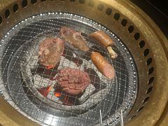 -山川小町·极番烧肉(新地假日广场店)