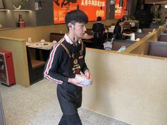 -八合里潮汕鲜牛肉火锅(广州五羊邨店)