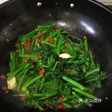 好吃美味绿化你的视野的炒南瓜尖