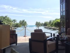 -亚龙湾喜来登·美景台大堂吧