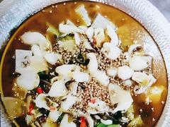 -有红鸡毛店·川菜(建设路店)