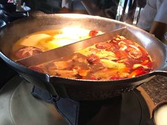 -湊湊火锅·茶憩(新中关购物中心店)