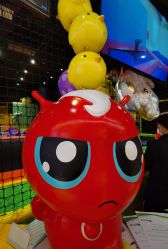 -蹦蹦跳跳(新奥购物中心店)