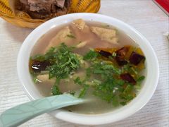 -洪峰浩老北京烧饼夹肉(角门路店)