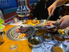 -老炉家木炭烤肉(长江国际店)