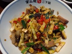 腊肉炒野山笋-富正毅三下锅连锁(三店)
