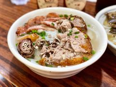 烧鹅拼叉烧濑粉-凌舍好烧鹅(中山路店)