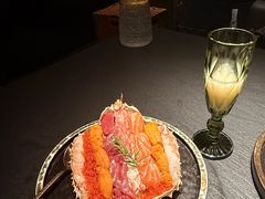 -蟹犇前•帝王蟹雪蟹(陆家嘴店)