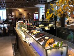 自助取餐区-金海湾自助餐厅(金陵饭店)