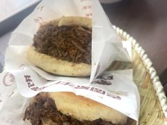 -穆得·老周家牛肉烧饼(普利街店)