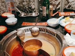 -醉董牛川派鲜肉自选火锅(烟台店)