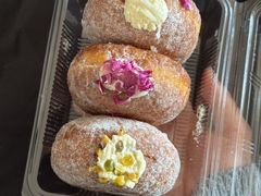 -昆明冠生园·鲜花饼·面包蛋糕(老街店)