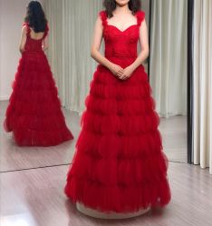 礼服-Color卡诺婚纱礼服馆(南京严选店)