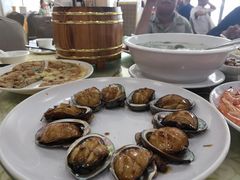 -鹏城人家海鲜酒家·23年老字号(较场尾店)