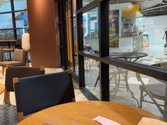 -星巴克(上海虹桥新天地二店)