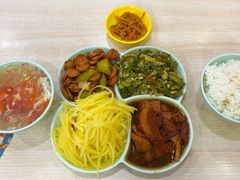 -晓宇盒饭(民安街店)