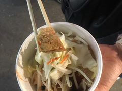 -六合夜市