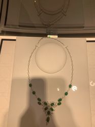 -北京七彩云南翡翠珠宝旗舰店(月坛店)