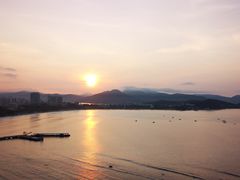 -JW万豪厨房餐厅·滨海草坪烧烤·海鲜·海景(三亚绿发山海天JW万豪酒店)