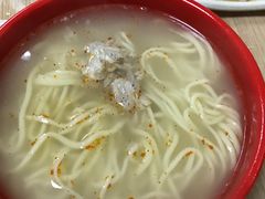 -亮亮面馆(经六路店)
