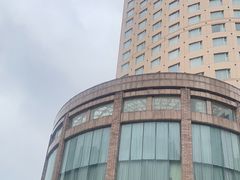 -武汉五月花大酒店(武昌火车站中南路地铁站店)