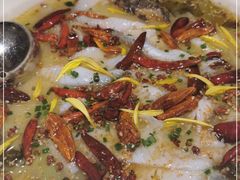 -江渔儿酸菜鱼·拔草餐厅(虎门君乐汇店)
