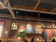 -巴卤社老火锅(财富店)
