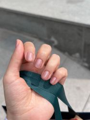 -Pink You美甲洗眉纹绣定制中心