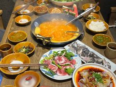 -贵厨酸汤牛肉(小十字店)