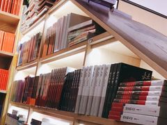 -新华书店(泉城路店)