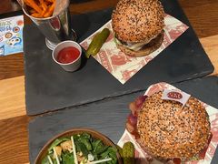 -FAT COW(虹梅路店)
