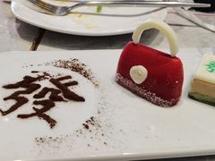 -必胜客(东部星悦天地店)