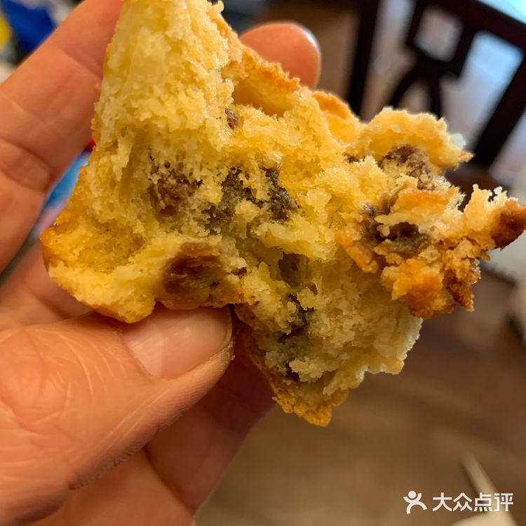 今天打卡了百年义利的奶昔葡萄