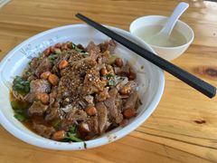 牛腩海南粉-阿阳牛腩腌面店