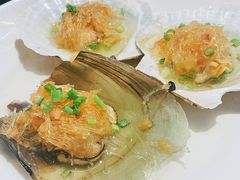 -三亚火车头万人海鲜广场