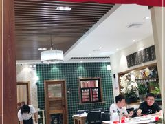 大堂-白氏兄弟烧烤(尹家沟店)
