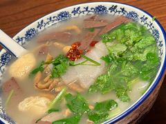 小潘特色鸭血粉丝汤-小潘记鸭血粉丝汤