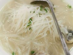 -红色湘菜馆(春风店)