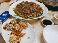 -华威达牛庄(黄埔大道西店)
