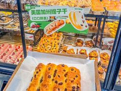 -皇冠幸福里动物奶油生日蛋糕(万达店)