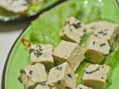 -一叶一世界·素食餐厅(锦华万达店)