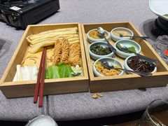 -鹊华居·地道鲁菜·海鲜·融合味(大明湖店)