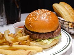 -Wolfgang’s Steakhouse 沃夫冈牛排馆(上海白玉兰广场店)